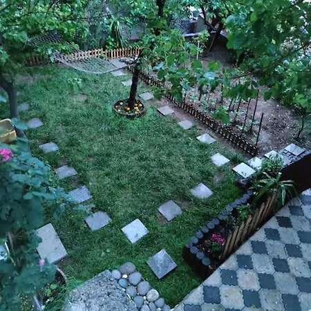 A Beautiful House On The Near The Bosphorus In Istanbul Wonderful Garden Ferienhaus *