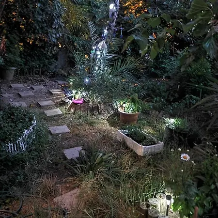 Ferienhaus A Beautiful House On The Near The Bosphorus In Istanbul Wonderful Garden *