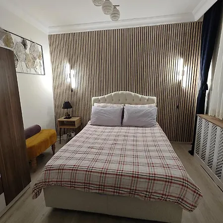 Ferienhaus A Beautiful House On The Near The Bosphorus In Istanbul Wonderful Garden Istanbul