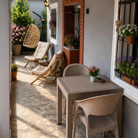 A Beautiful House On The Near The Bosphorus In Wonderful Garden