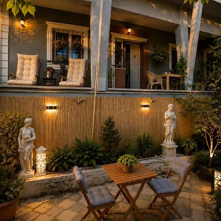 A Beautiful House On The Near The Bosphorus In Wonderful Garden